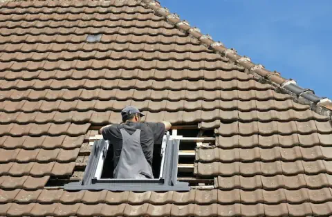 Pose de velux - Mont-près-Chambord
